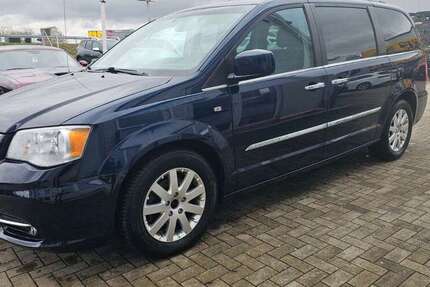 Chrysler Grand Voyager 159.370 km 9.900 &euro; Erlensee 63526