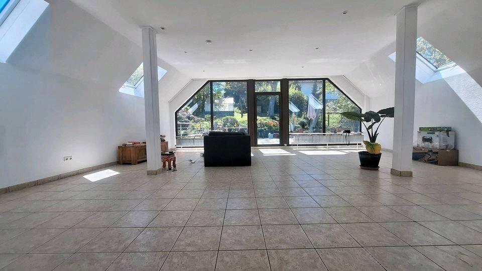 Einfamilienhaus Wehrheim - 5 Zimmer, 160 m&sup2;, 449.000&euro; | Angebot:26415377