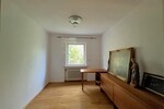 *Bungalow in ruhiger Wohnlage mit Erweiterungs- oder Neubaupotenzial*
