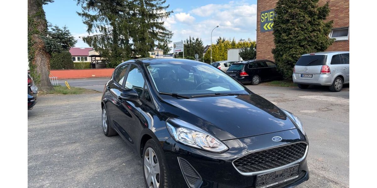 Ford Fiesta 184.000 km 4.500 &euro; Dietzenbach 63128
