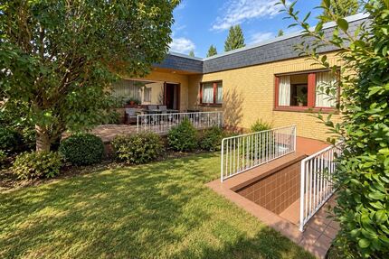 Top gepflegter Bungalow in Ruhelage von Frankfurt-Eckenheim - Haus Frankfurt am Main Nord-Ost | Angebot:27439339