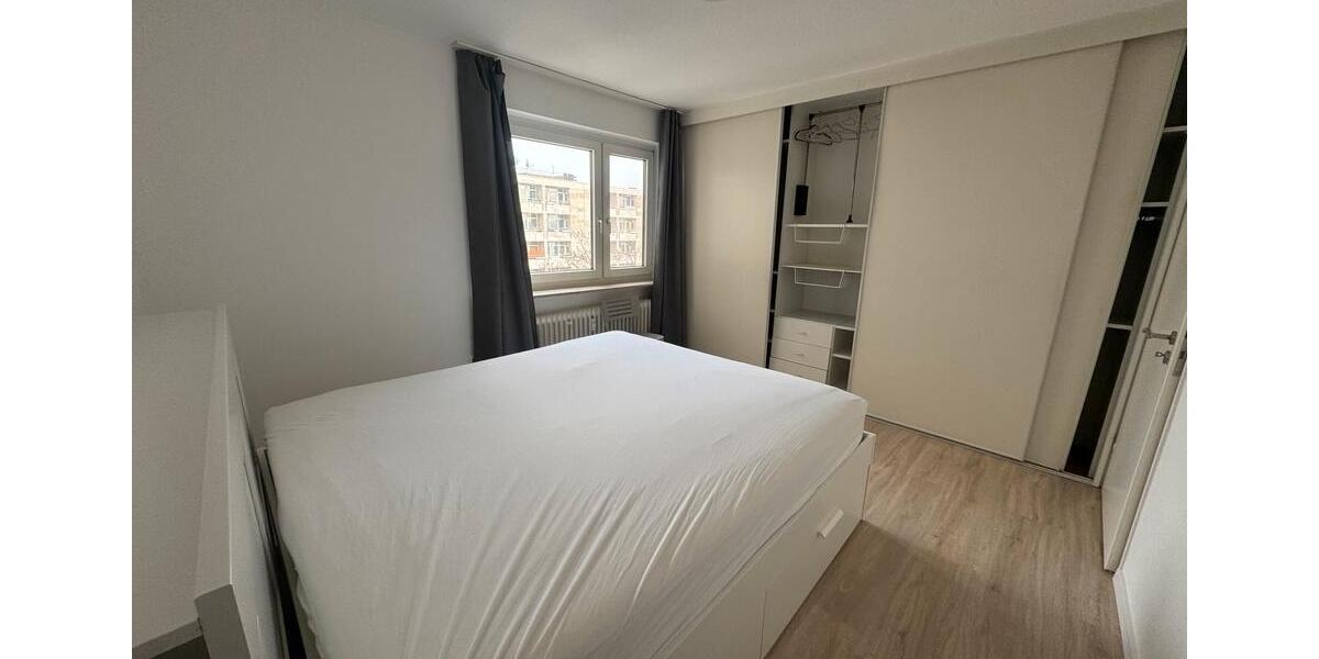 Etagenwohnung Frankfurt am Main Bornheim - 4 Zimmer, 110 m&sup2;, 2.600&euro; | Angebot:24899283