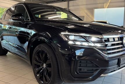 VW Touareg 178.000 km 34.990 &euro; Rüsselsheim 65428