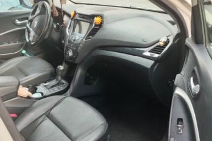 Hyundai SANTA FE 184.000 km 12.650 € Offenbach Hessen 63065