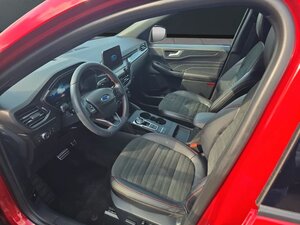 Ford Kuga ST-Line X*Winter*AHK*Styling*Technologie 30.000 km 26.390 &euro; Nidderau 61130