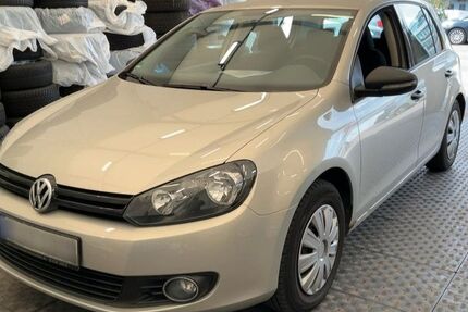 VW Golf 69.700 km 6.490 &euro; Frankfurt am Main 65933