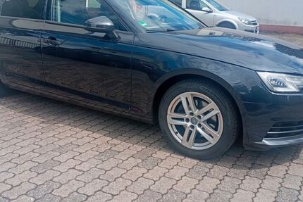 Audi A4 286.500 km 8.900 &euro; Hanau 63452