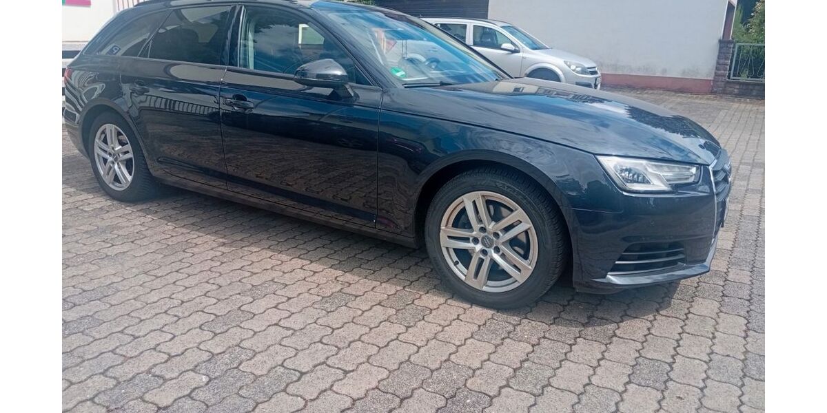 Audi A4 286.500 km 8.900 &euro; Hanau 63452