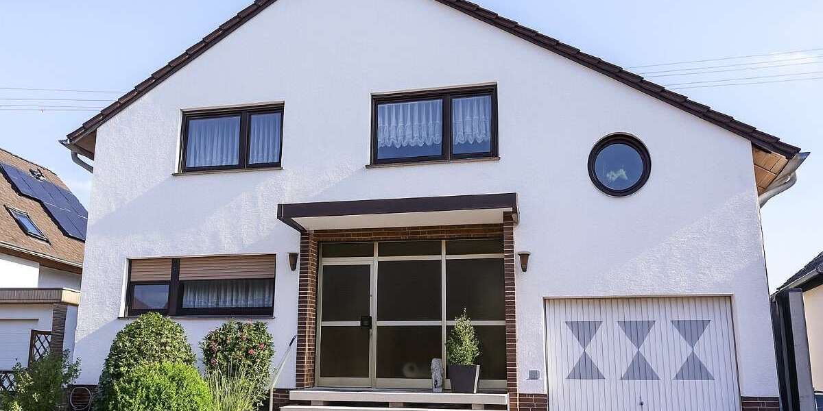 Haus zum Kaufen in Hattersheim 620.000 € 183 m² 6 zimmer