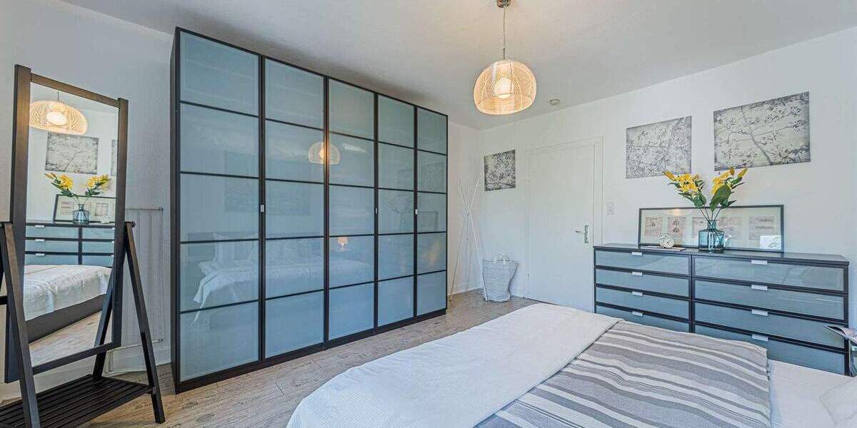 Etagenwohnung Frankfurt am Main Bockenheim - 2 Zimmer, 60 m&sup2;, 1.750&euro; | Angebot:25796607