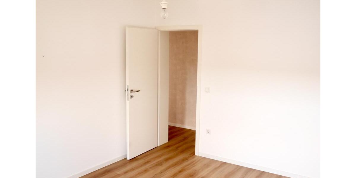 Etagenwohnung Langenselbold - 2 Zimmer, 70 m&sup2;, 800&euro; | Angebot:25233672