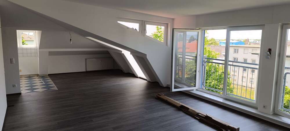 Wohnung zum Mieten in Kelsterbach 1.175 € 75 m²
