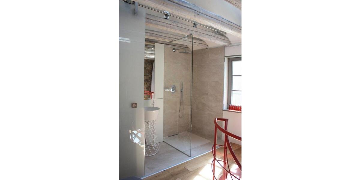 Reihenhaus Frankfurt am Main Unterliederbach - 1 Zimmer, 62 m&sup2;, 1.490&euro; | Angebot:26023321