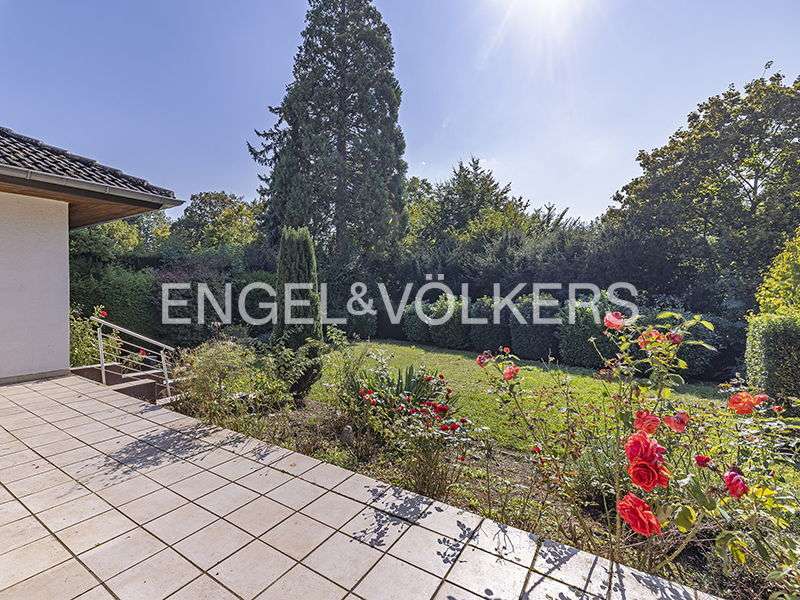 Haus zum Kaufen in Bad Homburg 695.000 € 142 m²