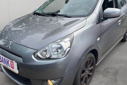 Mitsubishi Space Star 250.831 km 2.999 &euro; Frankfurt am Main 60386