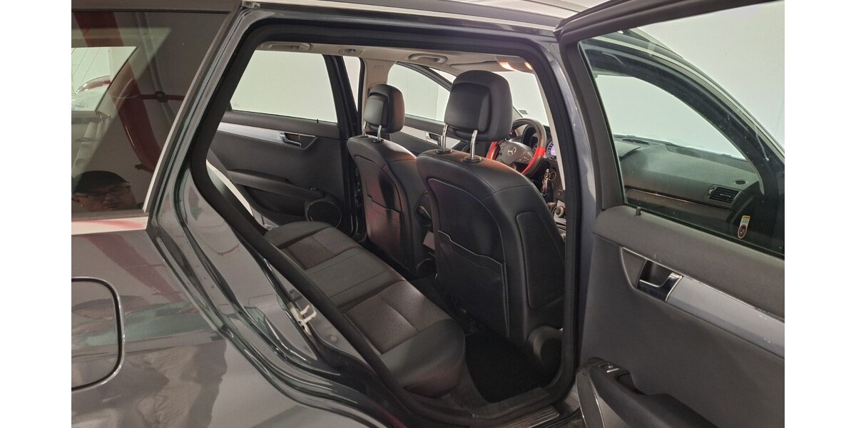 Mercedes-Benz C 220 237.377 km 7.600 &euro; Frankfurt am Main 60311