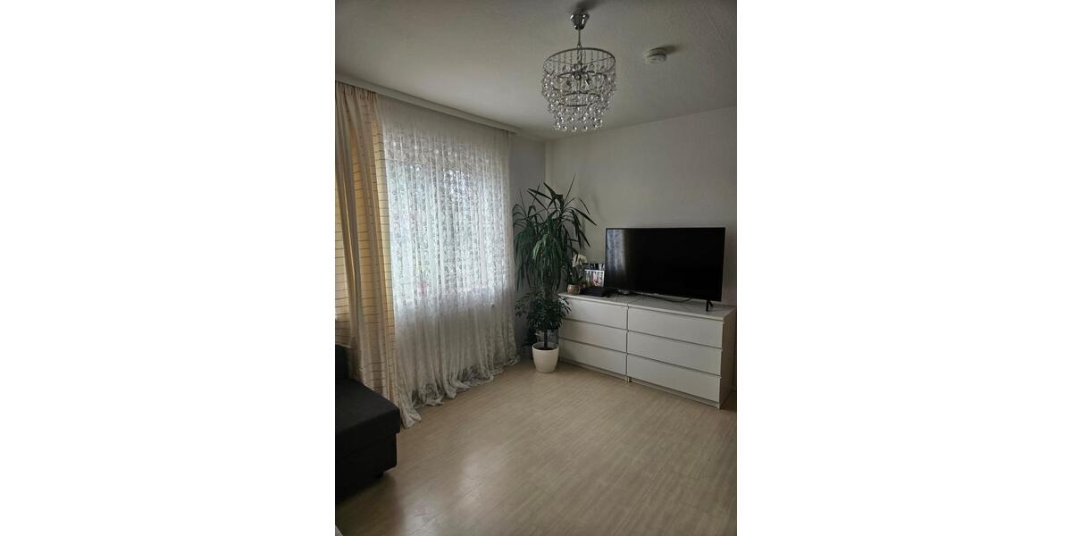 ***Wunderschöne 3-Zimmer Wohnung in HU zu vermieten *** 3 zimmer