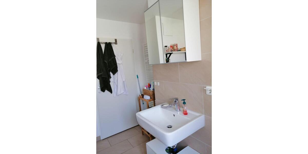 Möblierte 2-Zimmer-Wohnung mit großer Terrasse 2 zimmer