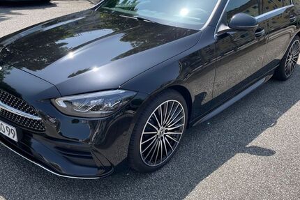 Mercedes-Benz 220 8.500 km 45.900 &euro; Flörsheim 65439