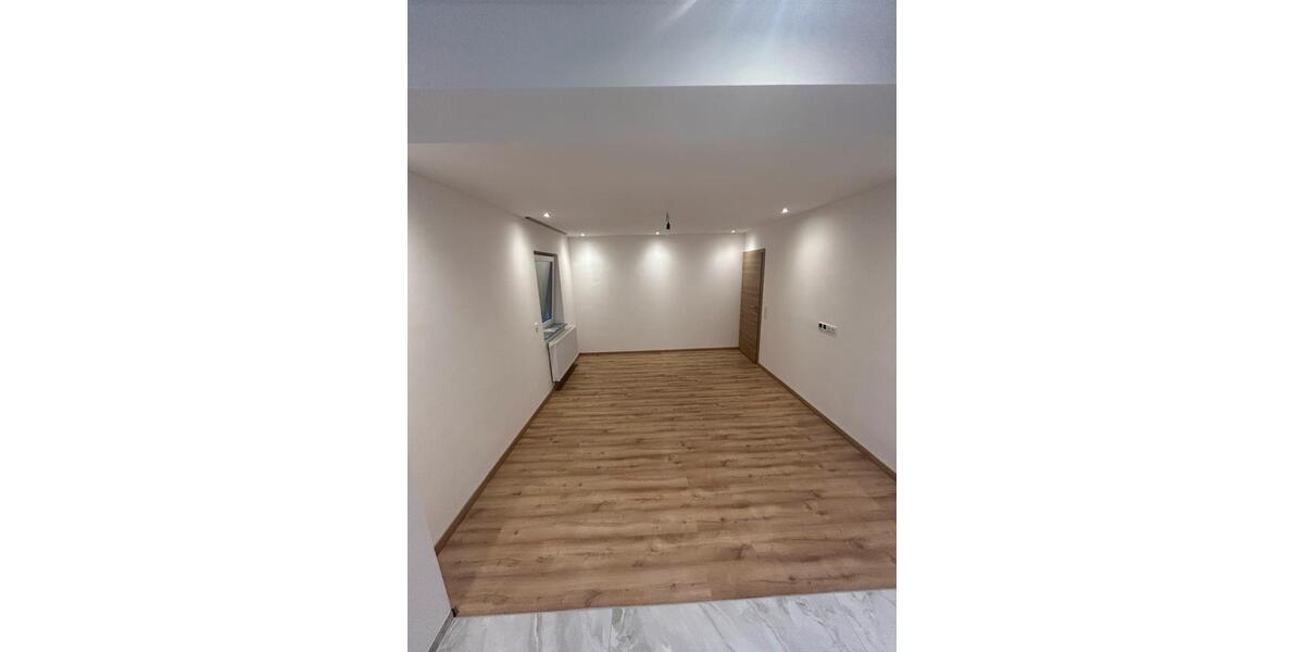 Etagenwohnung Griesheim - 3 Zimmer, 85 m&sup2;, 1.575&euro; | Angebot:25383554