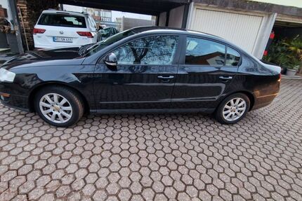VW Passat 256.100 km 2.800 &euro; Engenhahn 65527