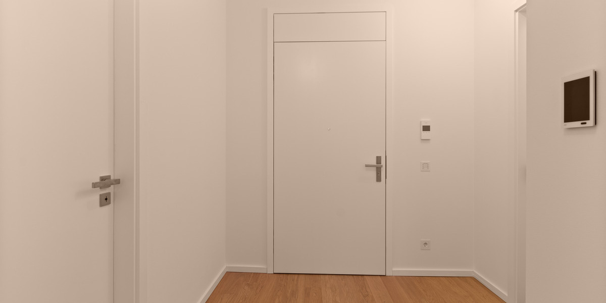 Etagenwohnung Frankfurt am Main Ostend - 2 Zimmer, 63 m&sup2;, 1.960&euro; | Angebot:25690988