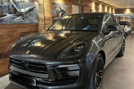 Porsche Macan 14.000 km 94.300 € Bad Vilbel 61118