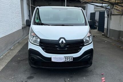 Renault Trafic 114.000 km 12.400 &euro; Offenbach am Main 63067