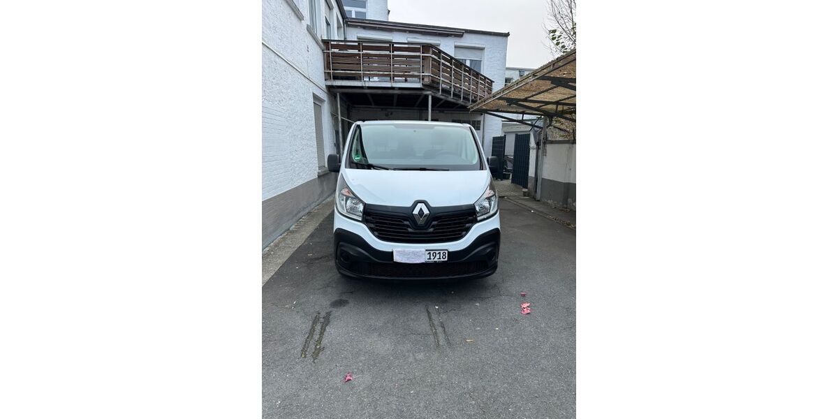 Renault Trafic 114.000 km 12.400 &euro; Offenbach am Main 63067