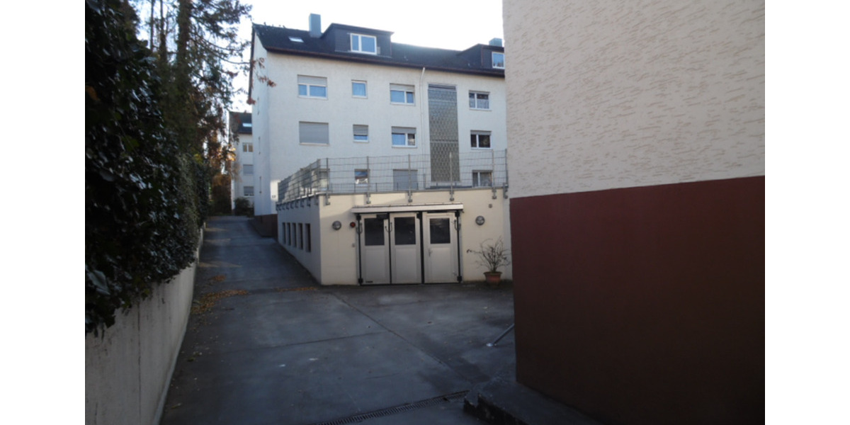 Etagenwohnung Frankfurt am Main Nord-West - 3 Zimmer, 84 m&sup2;, 1.500&euro; | Angebot:25552250
