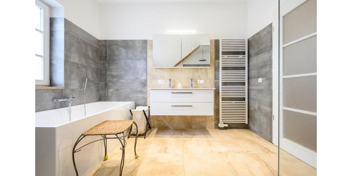 Dachgeschoßwohnung Frankfurt am Main Sindlingen - 3 Zimmer, 160 m&sup2;, 2.640&euro; | Angebot:26368135