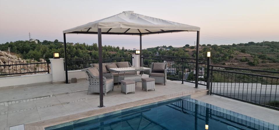 Villa 3 Stöckig 7 zimmer