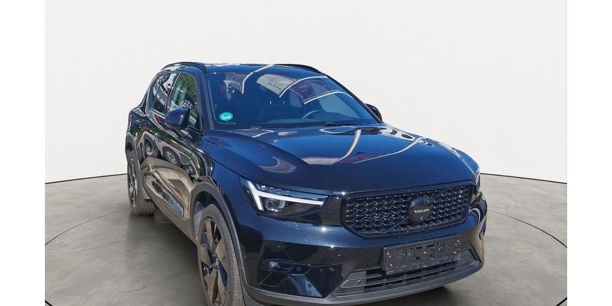 Volvo XC40 11.980 km 37.490 &euro; Friedberg 61169
