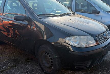 Fiat Punto 90.000 km 790 &euro; Egelsbach 63329