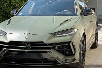 Lamborghini Urus 10.900 km 259.000 &euro; Offenbach am Main 63071