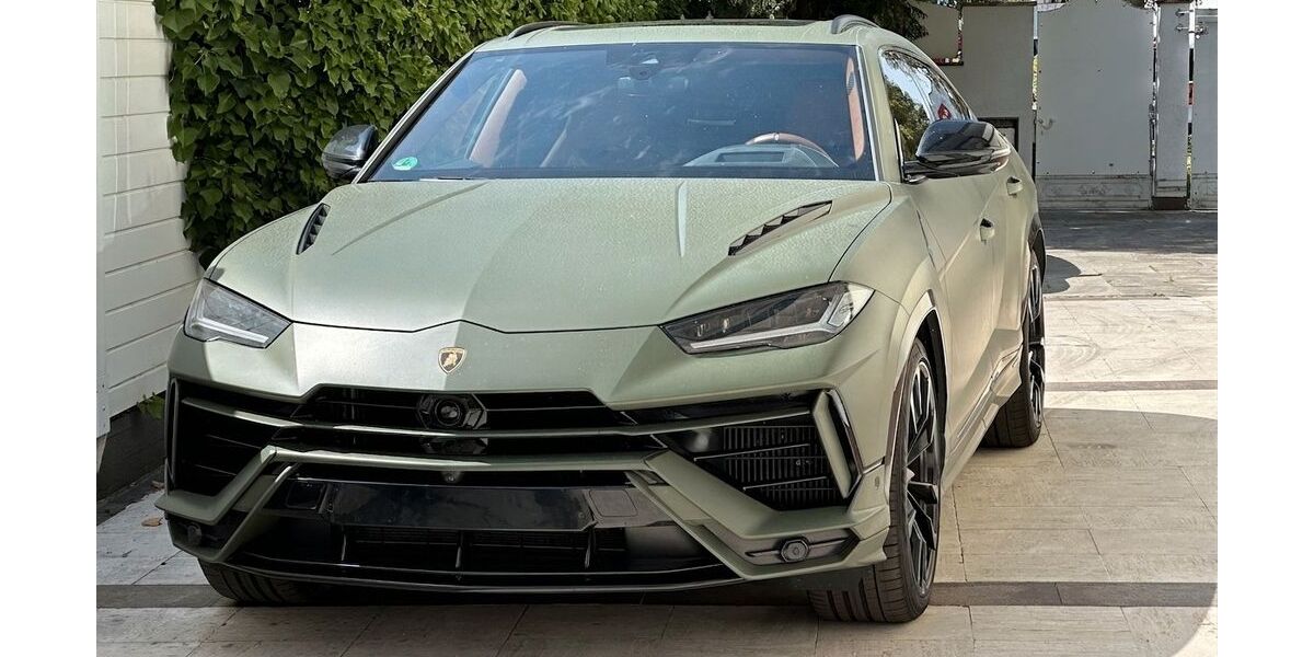 Lamborghini Urus 10.900 km 259.000 &euro; Offenbach am Main 63071