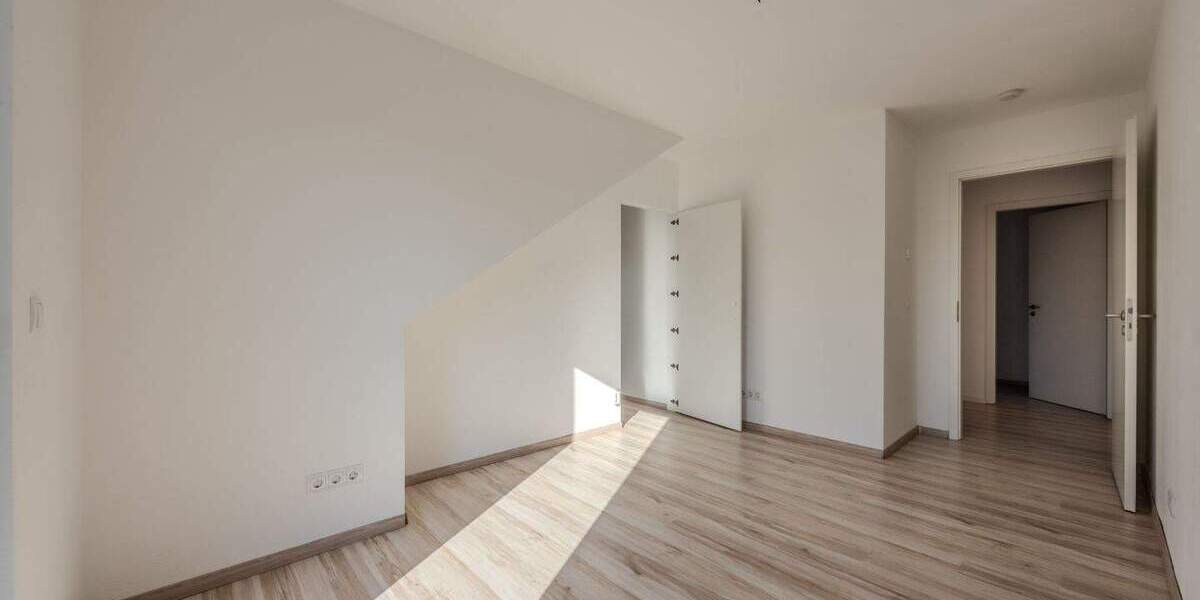 Etagenwohnung Frankfurt am Main Niederrad - 4 Zimmer, 133 m&sup2;, 599.500&euro; | Angebot:25691024