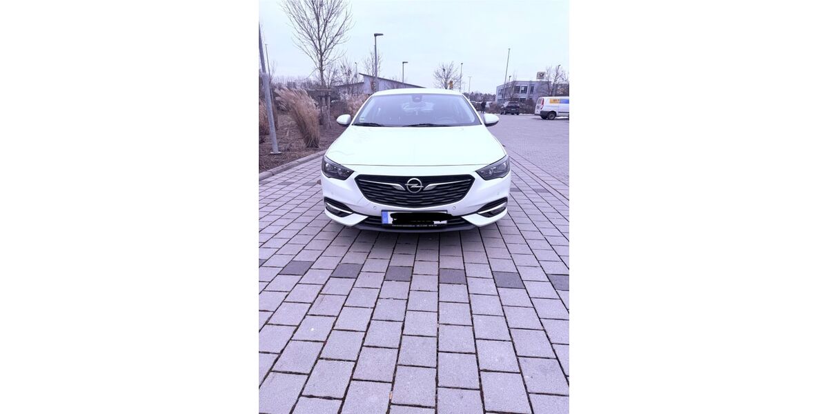 Opel Insignia 180.000 km 12.900 &euro; Offenbach am Main 63069