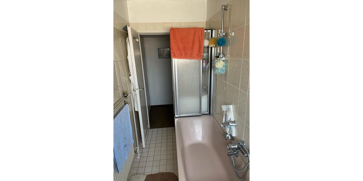 Etagenwohnung Bad Homburg vor der Höhe Gonzenheim - 2.5 Zimmer, 62 m&sup2;, 249.000&euro; | Angebot:26933112