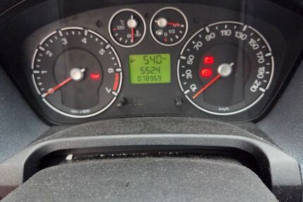 Ford Fiesta 79.000 km 2.000 &euro; Mühlheim 63165