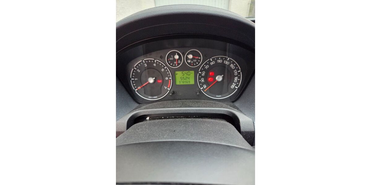 Ford Fiesta 79.000 km 2.000 &euro; Mühlheim 63165