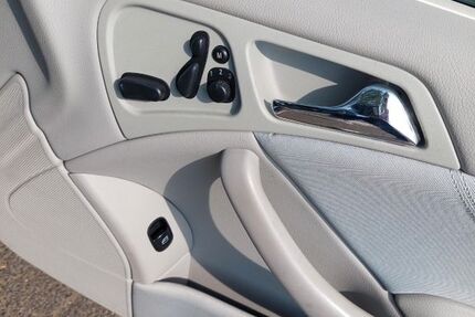 Mercedes-Benz CLC 220 260.000 km 2.300 &euro; Karben 61184