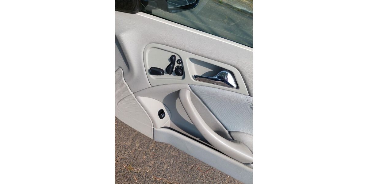 Mercedes-Benz CLC 220 260.000 km 2.300 &euro; Karben 61184