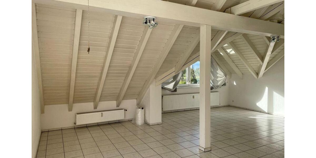Dachgeschoßwohnung Karlstein am Main - 3.5 Zimmer, 115 m&sup2;, 1.090&euro; | Angebot:26406765
