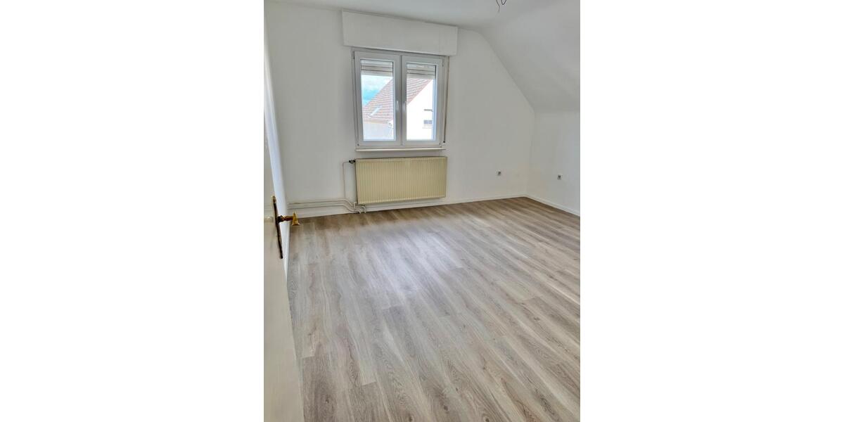 Etagenwohnung Rodgau - 4 Zimmer, 87 m&sup2;, 1.250&euro; | Angebot:26412898