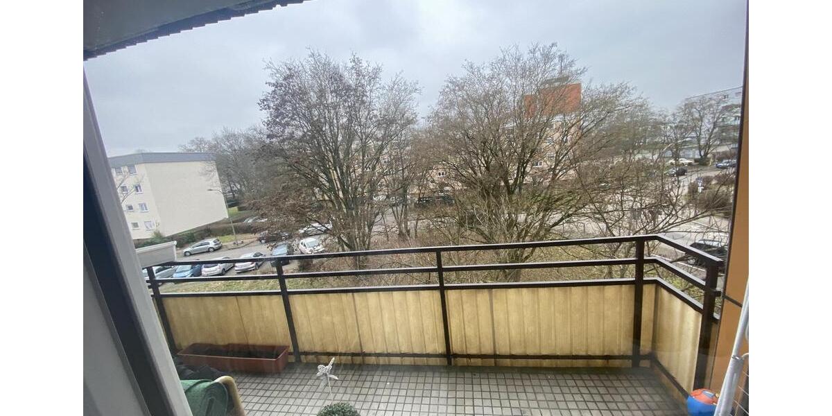 Etagenwohnung Frankfurt am Main Nied - 2 Zimmer, 63 m&sup2;, 1.070&euro; | Angebot:25414523