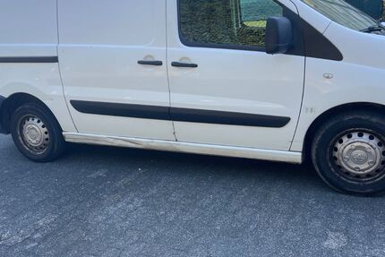 Toyota Proace (Verso) 226.000 km 4.000 &euro; Bad Soden am Taunus 65812