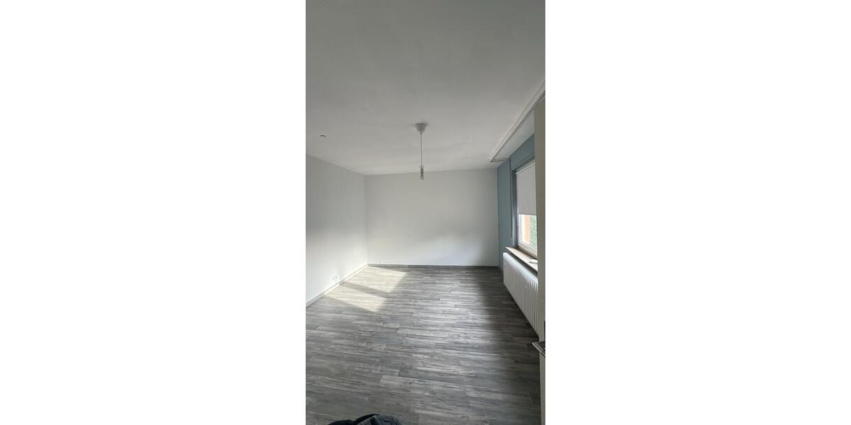 Dachgeschoßwohnung Frankfurt am Main Unterliederbach - 17 Zimmer, 76 m&sup2;, 520&euro; | Angebot:25395359