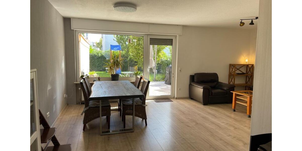 Doppelhaushälfte Hattersheim am Main - 5 Zimmer, 121 m&sup2;, 2.800&euro; | Angebot:25592621