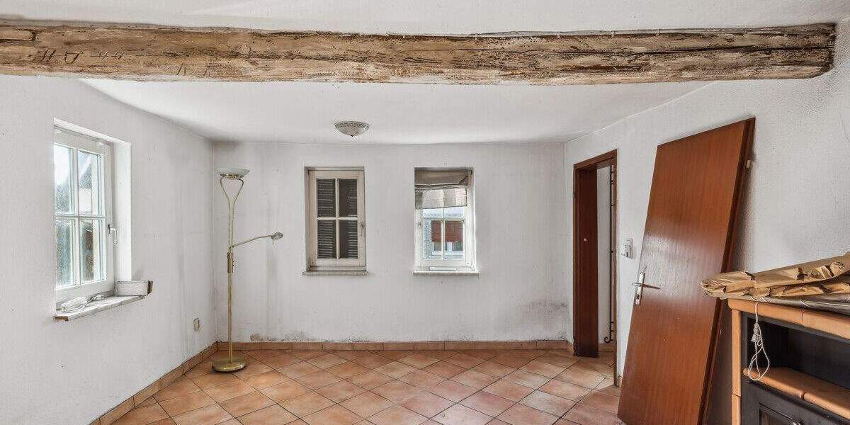 Einfamilienhaus Karben / Klein-Karben Klein-Karben - 6 Zimmer, 299.000&euro; | Angebot:25702318